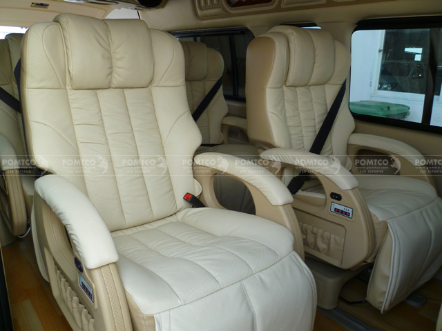 8 Seater Toyota Hiace Van